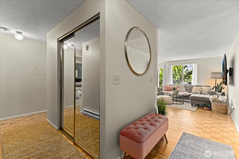 Property photo for 3260 80th Avenue SE #1, Mercer Island photo 16