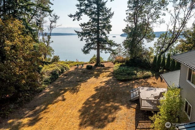 Property photo for 26 G Sound Place, Hat Island photo 3