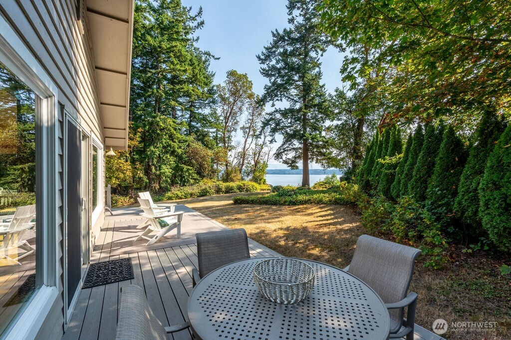 Property photo for 26 G Sound Place, Hat Island photo 23