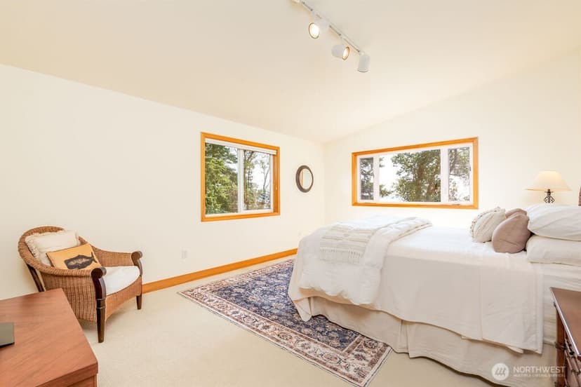 Property photo for 26 G Sound Place, Hat Island photo 18