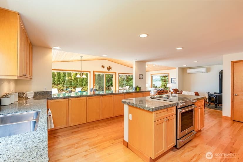Property photo for 26 G Sound Place, Hat Island photo 12