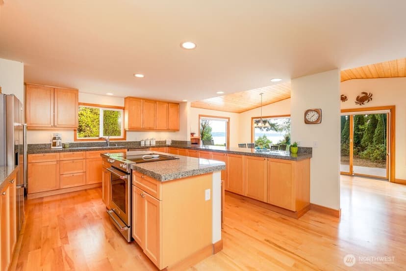 Property photo for 26 G Sound Place, Hat Island photo 9