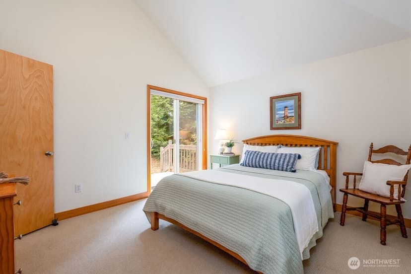 Property photo for 26 G Sound Place, Hat Island photo 15