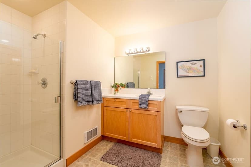 Property photo for 26 G Sound Place, Hat Island photo 16