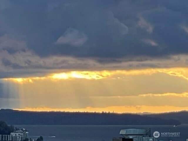 Property photo for 2621 2nd Avenue #1005, Seattle photo 5