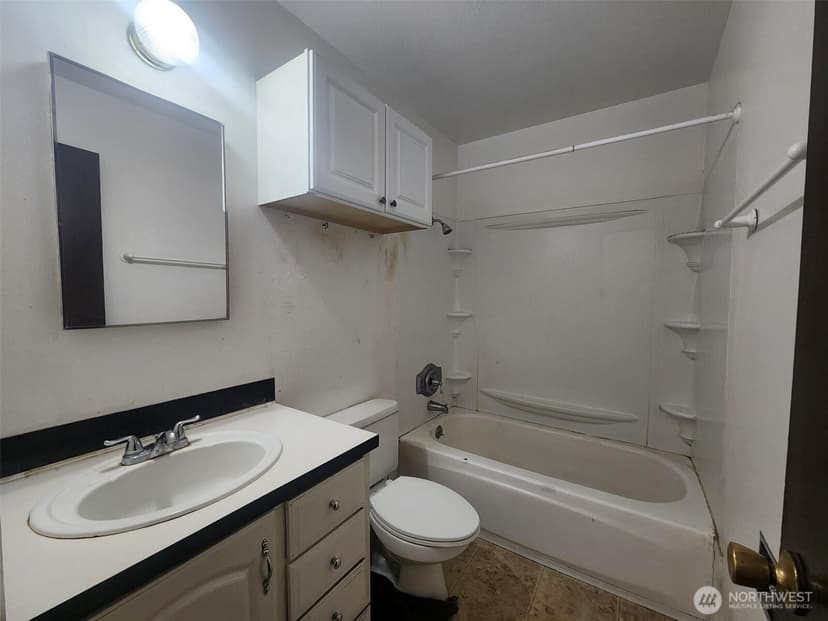 Property photo for 19640 SE 260th Street, Covington photo 5