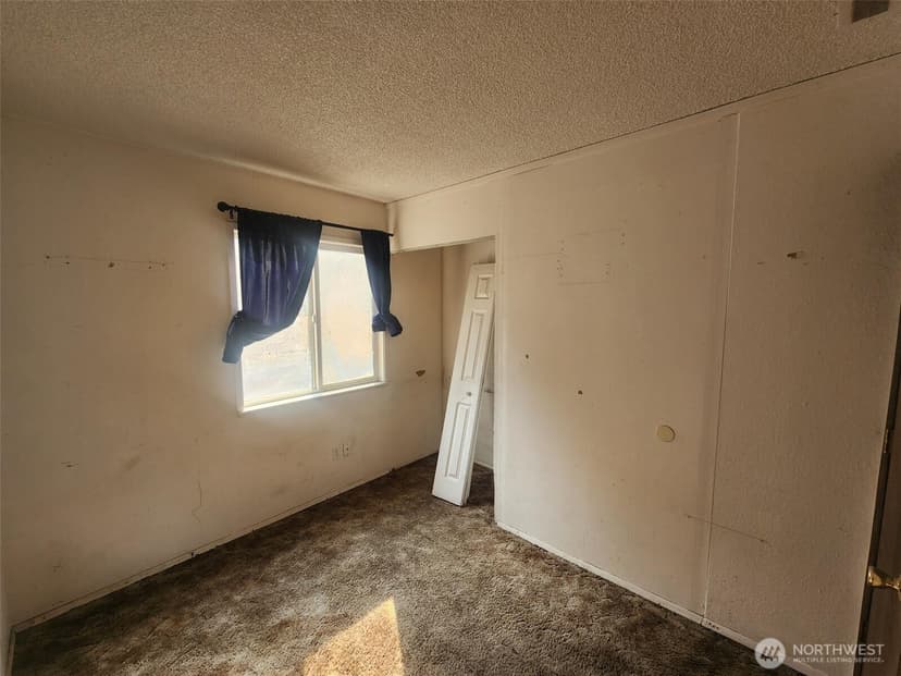 Property photo for 19640 SE 260th Street, Covington photo 7