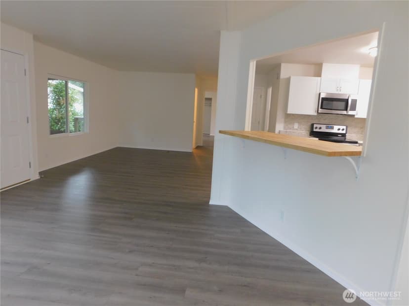 Property photo for 11429 124th Street Ct E #121, Puyallup photo 3
