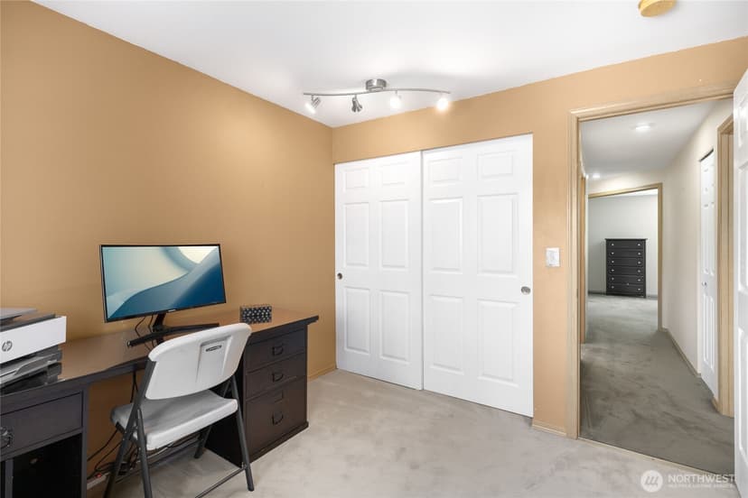 Property photo for 16267 16th Avenue SW, Burien photo 27
