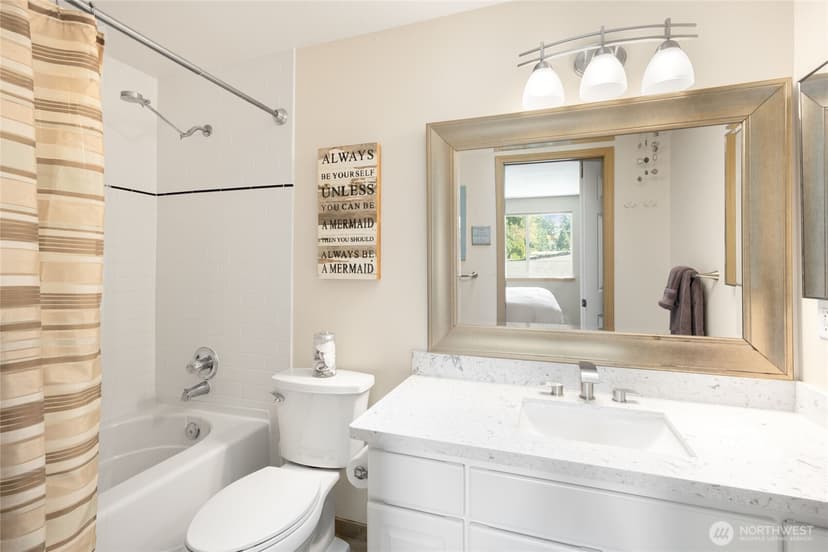 Property photo for 16267 16th Avenue SW, Burien photo 25