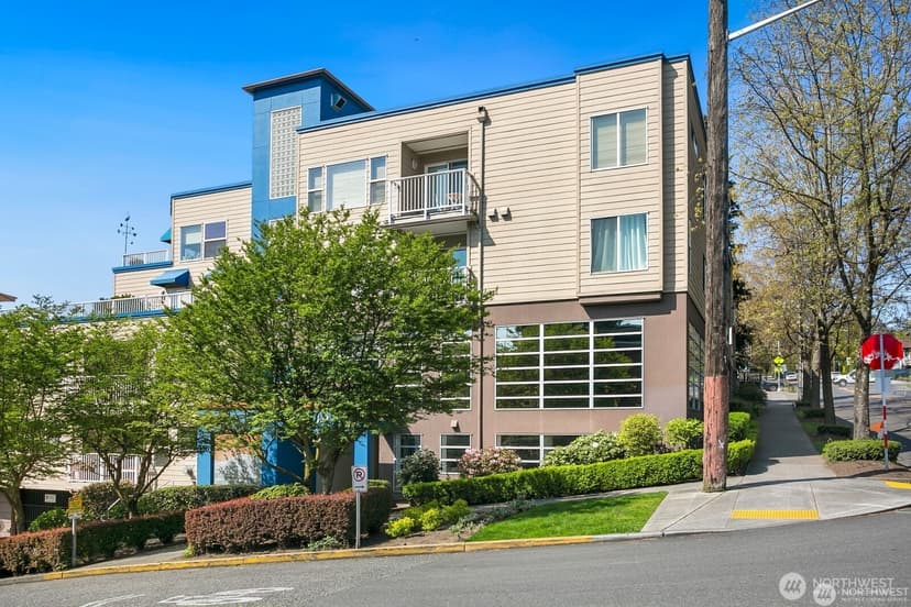 Property photo for 3919 Latona Avenue NE #402, Seattle