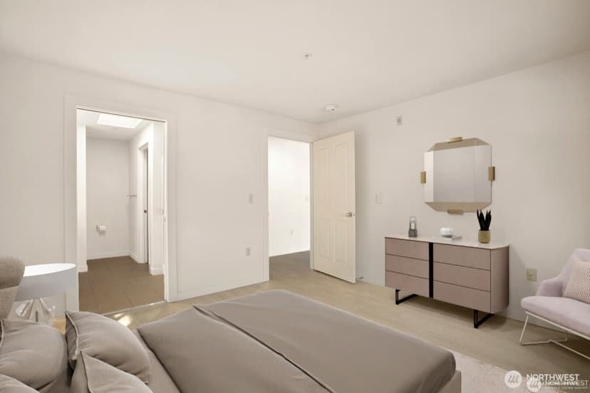Property photo for 3919 Latona Avenue NE #402, Seattle photo 7