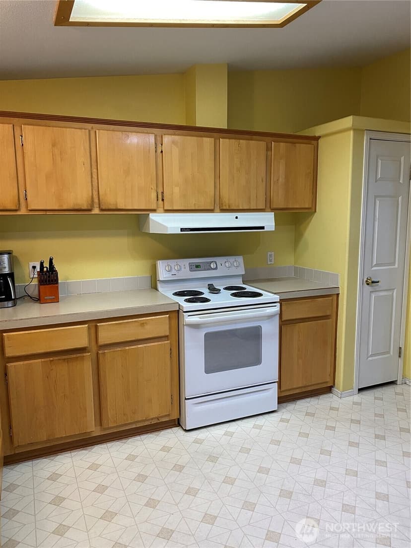 Property photo for 1810 138th Street E, Tacoma photo 5