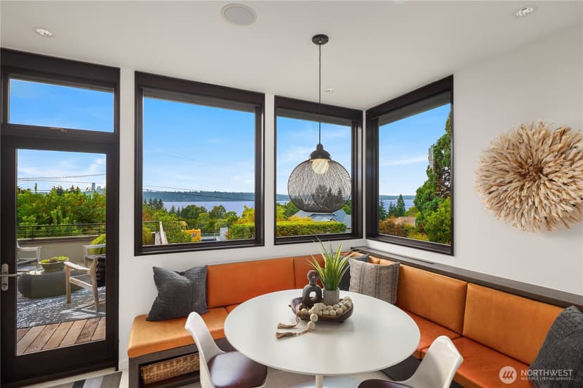 Property photo for 2236 66th Avenue SE, Mercer Island photo 10