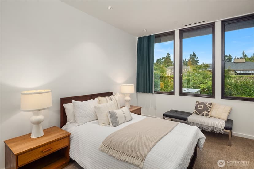 Property photo for 2236 66th Avenue SE, Mercer Island photo 27