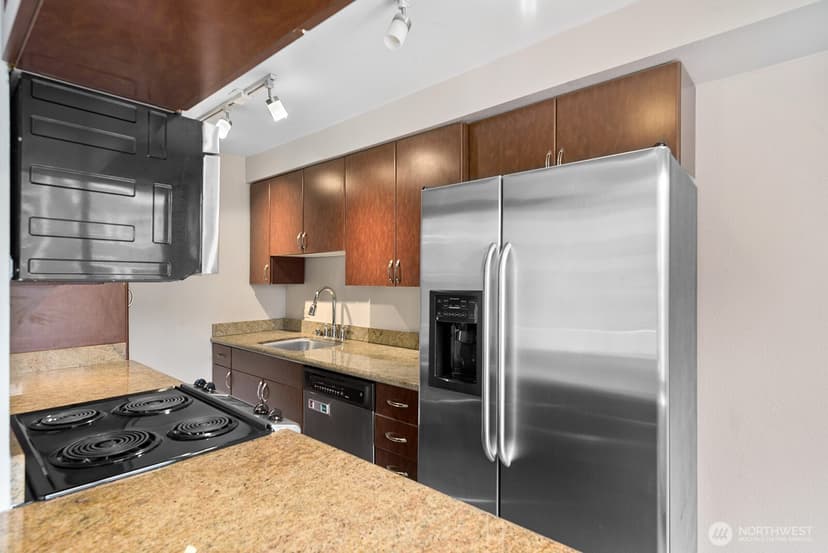 Property photo for 1105 Spring Street #407, Seattle photo 14