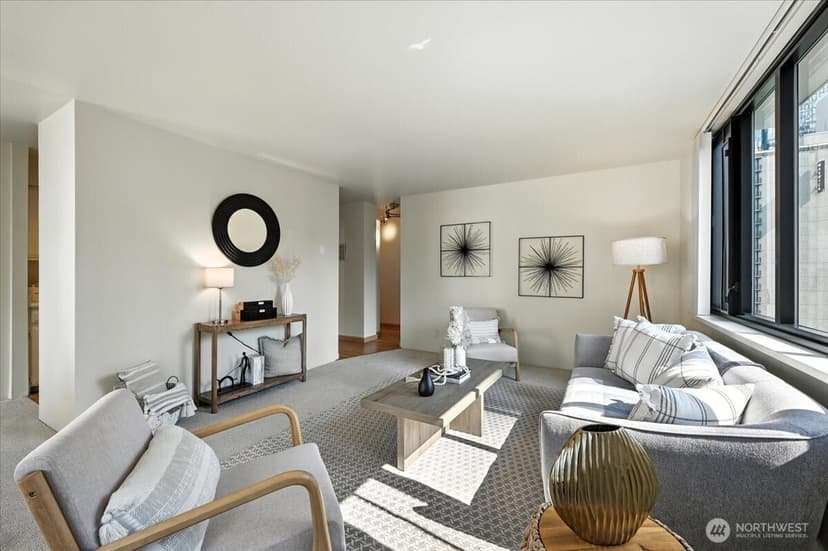 Property photo for 2100 3rd Avenue #801, Seattle photo 5