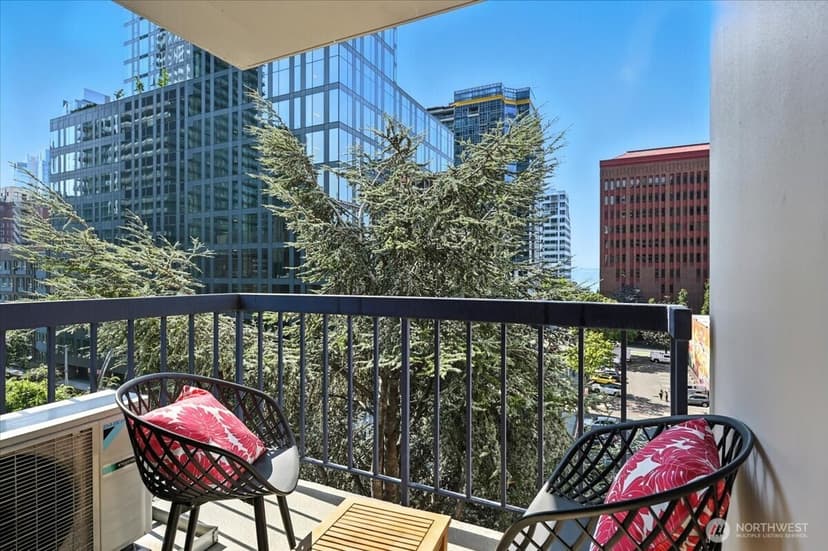 Property photo for 2100 3rd Avenue #801, Seattle photo 6