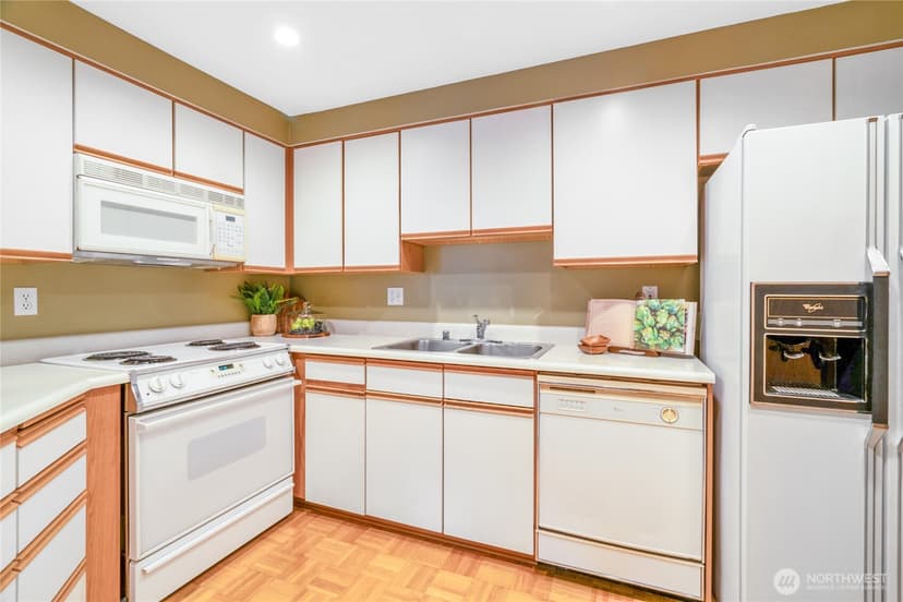 Property photo for 7223 NE 175th Street #108, Kenmore photo 7