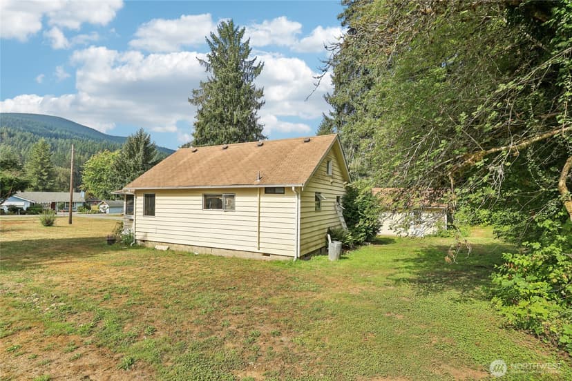 Property photo for 10544 Upper Preston Road SE, Issaquah photo 24