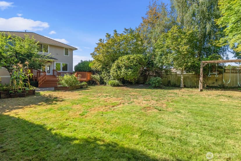 Property photo for 3717 Olympic Boulevard, University Place photo 8