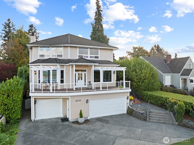 Property photo for 3717 Olympic Boulevard, University Place photo 2