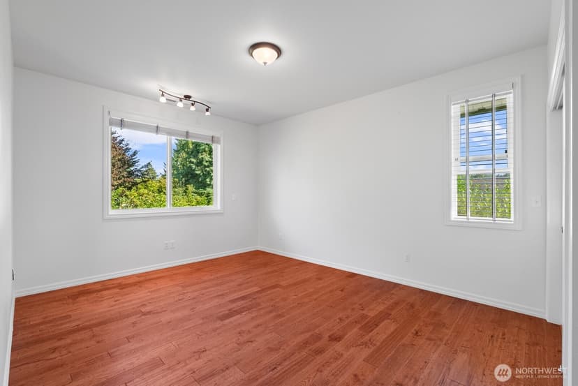 Property photo for 3717 Olympic Boulevard, University Place photo 36