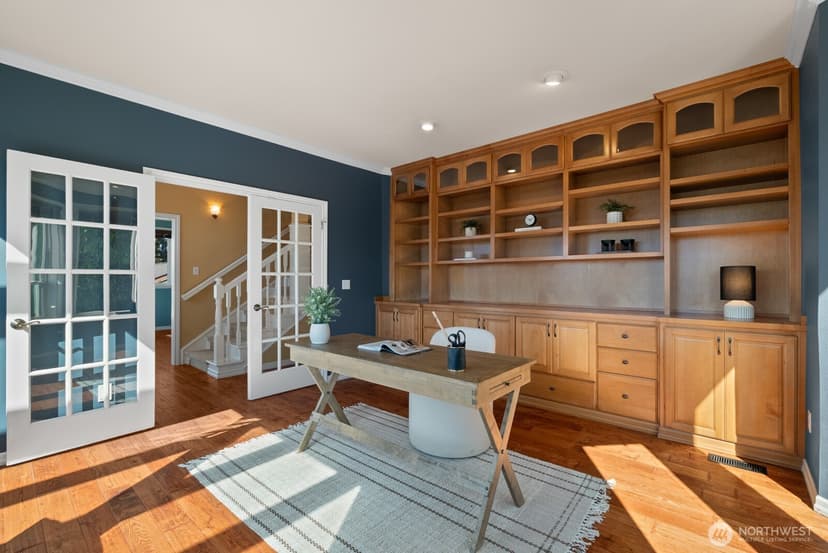 Property photo for 3717 Olympic Boulevard, University Place photo 19