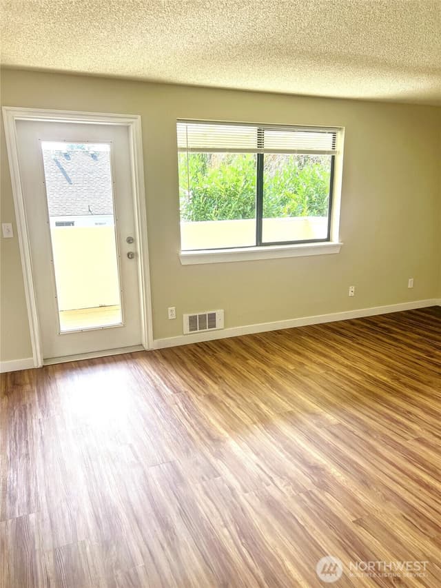 Property photo for 10016 Golden Given Road E #28, Tacoma photo 5