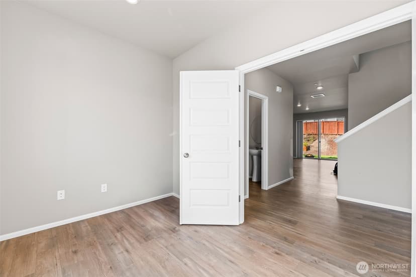 Property photo for 957 Timberline Avenue, Bremerton photo 5