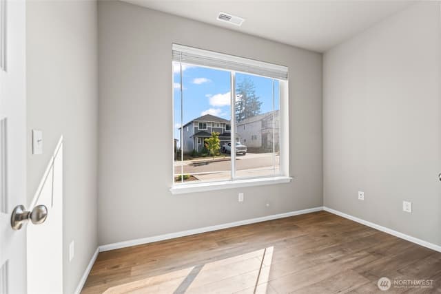 Property photo for 957 Timberline Avenue, Bremerton photo 4