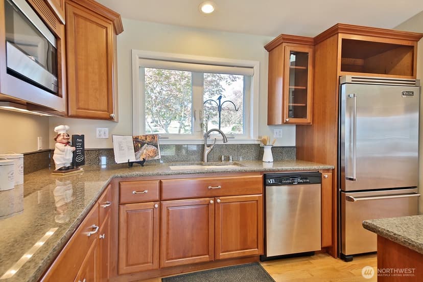 Property photo for 4480 Hilltop Drive, Clinton photo 10