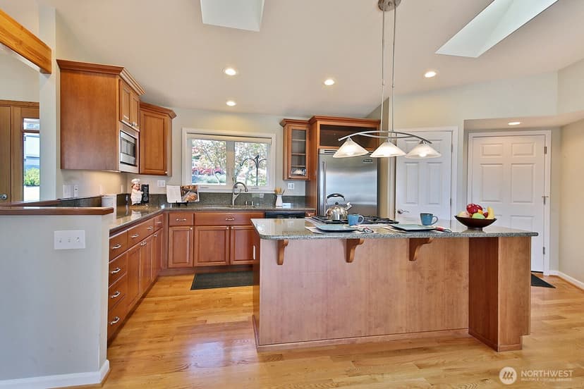 Property photo for 4480 Hilltop Drive, Clinton photo 9