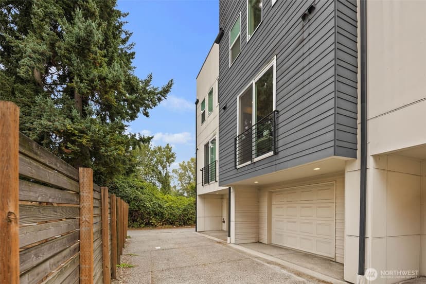 Property photo for 8517 7th Avenue S, Seattle photo 29