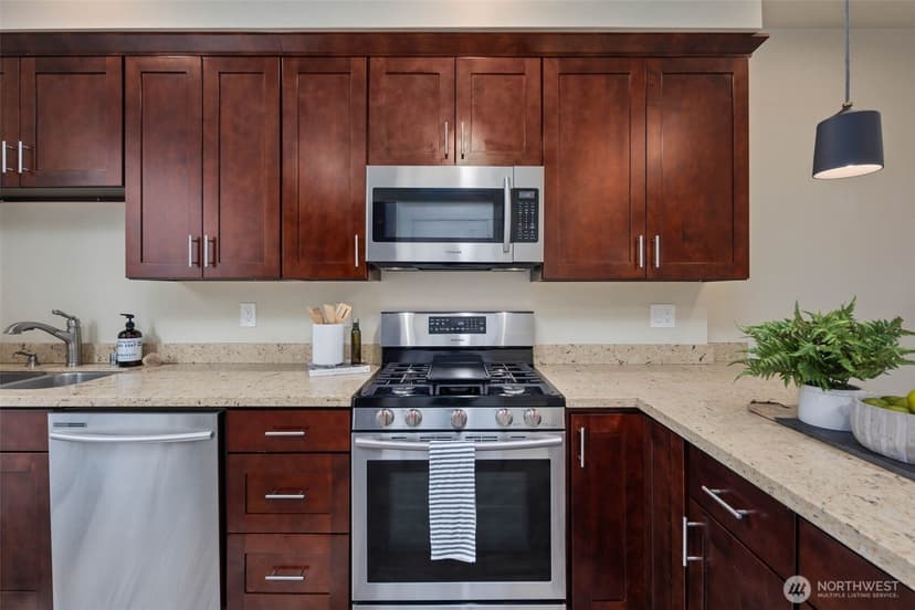 Property photo for 8517 7th Avenue S, Seattle photo 12