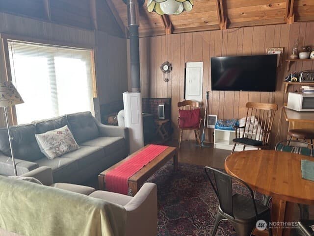 Property photo for 151 Pineloch Sun Drive, Ronald photo 5