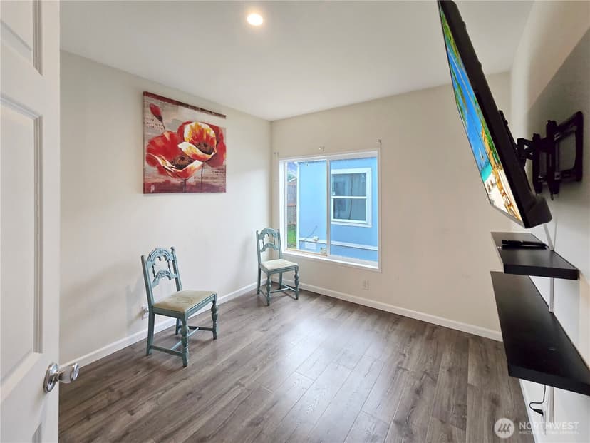 Property photo for 10302 Lakeview Avenue SW #50, Lakewood photo 16