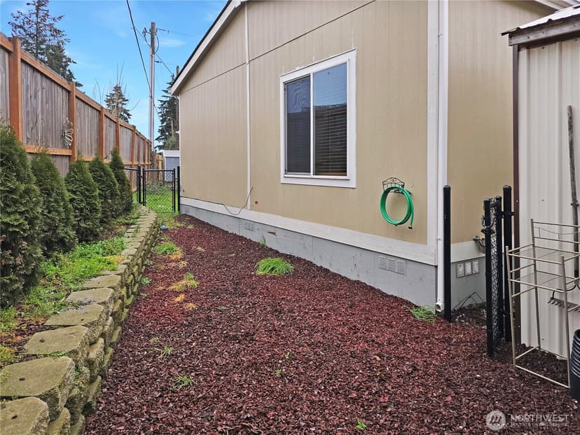 Property photo for 10302 Lakeview Avenue SW #50, Lakewood photo 28
