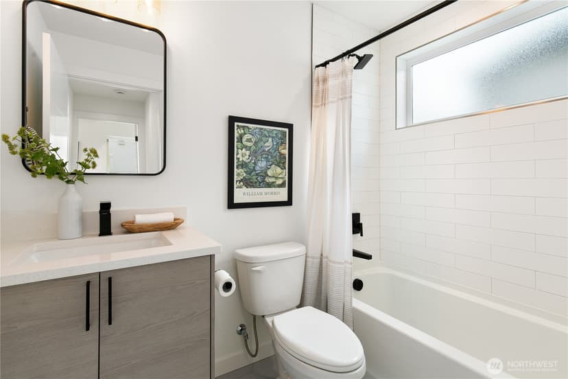 Property photo for 8504 8th Avenue S, Seattle photo 12