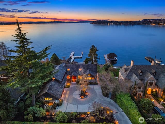 Property photo for 7010 N Mercer Way, Mercer Island
