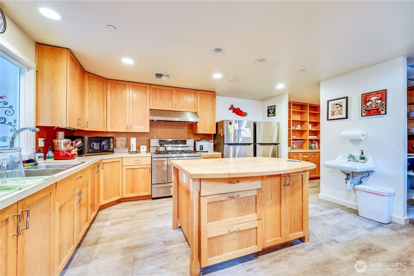 Property photo for 7761 Beacon Place NE #103, Bremerton photo 33