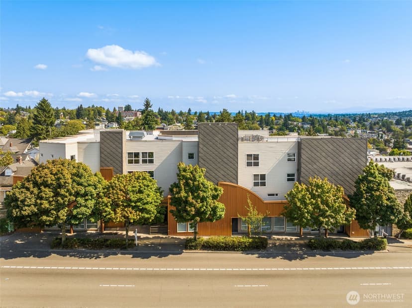 Property photo for 4020 Aurora Avenue N #411, Seattle photo 29