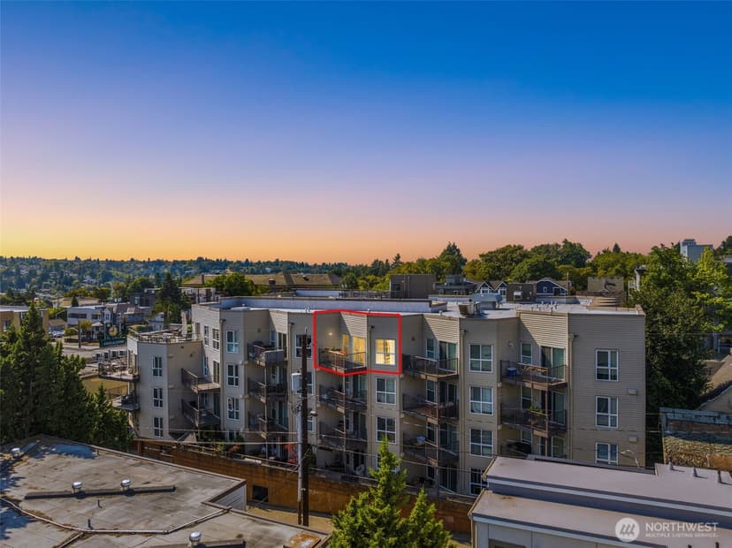 Property photo for 4020 Aurora Avenue N #411, Seattle photo 28
