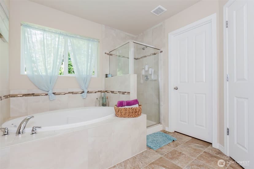 Property photo for 3707 SE Chesterton Drive, Port Orchard photo 20