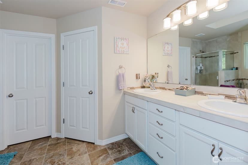 Property photo for 3707 SE Chesterton Drive, Port Orchard photo 19
