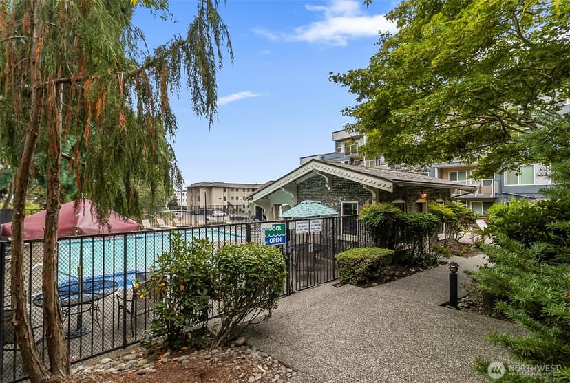 Property photo for 1311 12th Avenue S #A304, Seattle photo 32