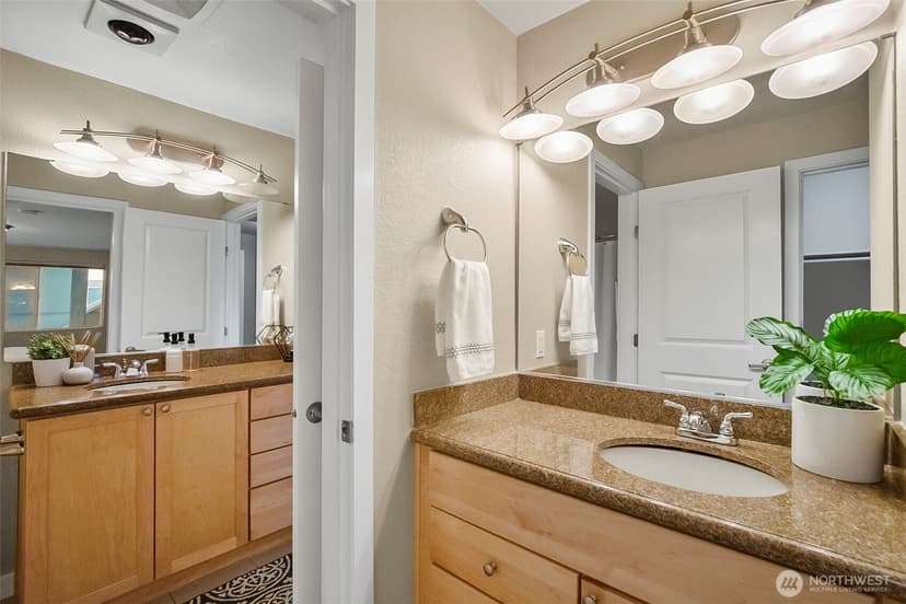 Property photo for 1311 12th Avenue S #A304, Seattle photo 25