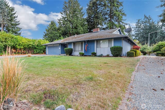 Property photo for 7902 Onyx Court SW, Lakewood photo 3