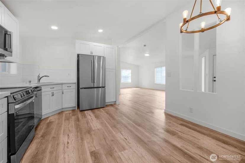 Property photo for 7301 NE 175th St Street #335, Kenmore photo 5