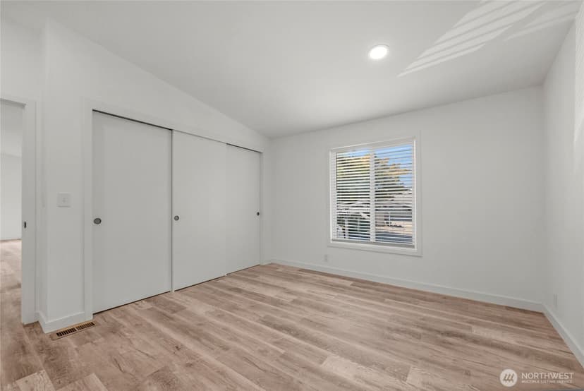 Property photo for 7301 NE 175th St Street #335, Kenmore photo 8